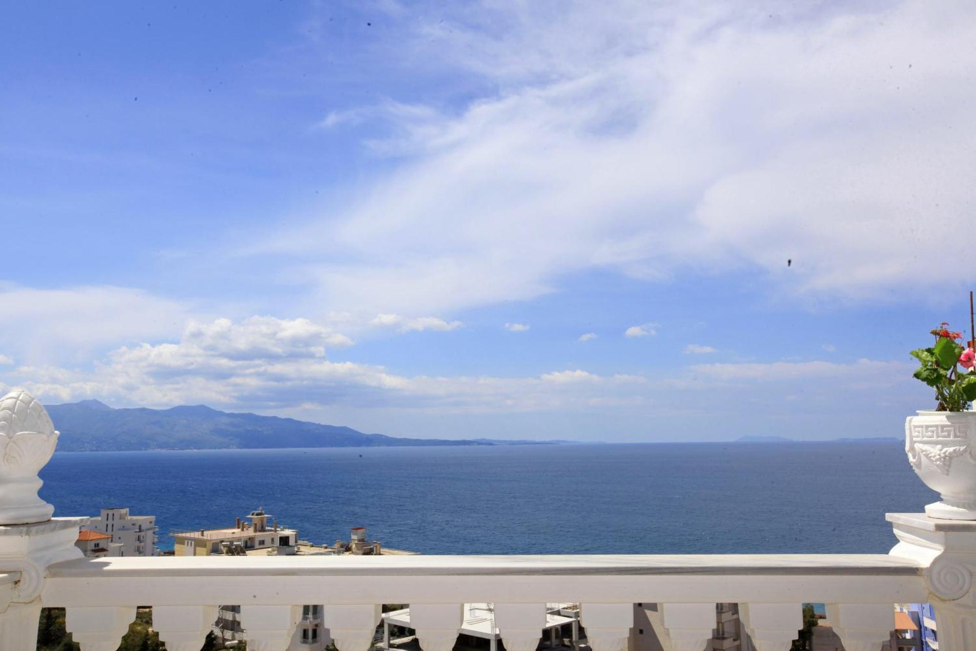 Keos Hotel Sarande Ruang foto