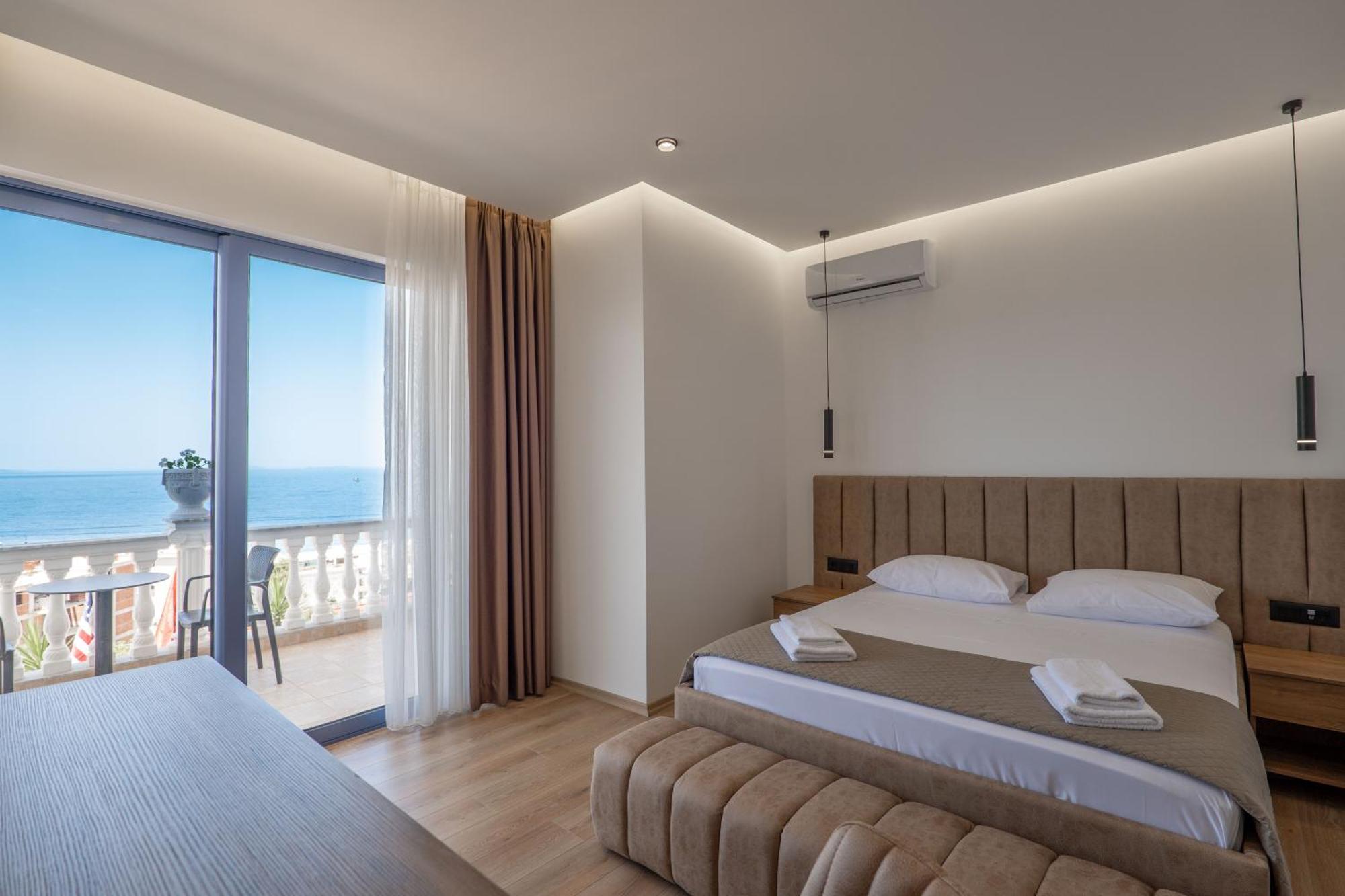 Keos Hotel Sarande Bagian luar foto