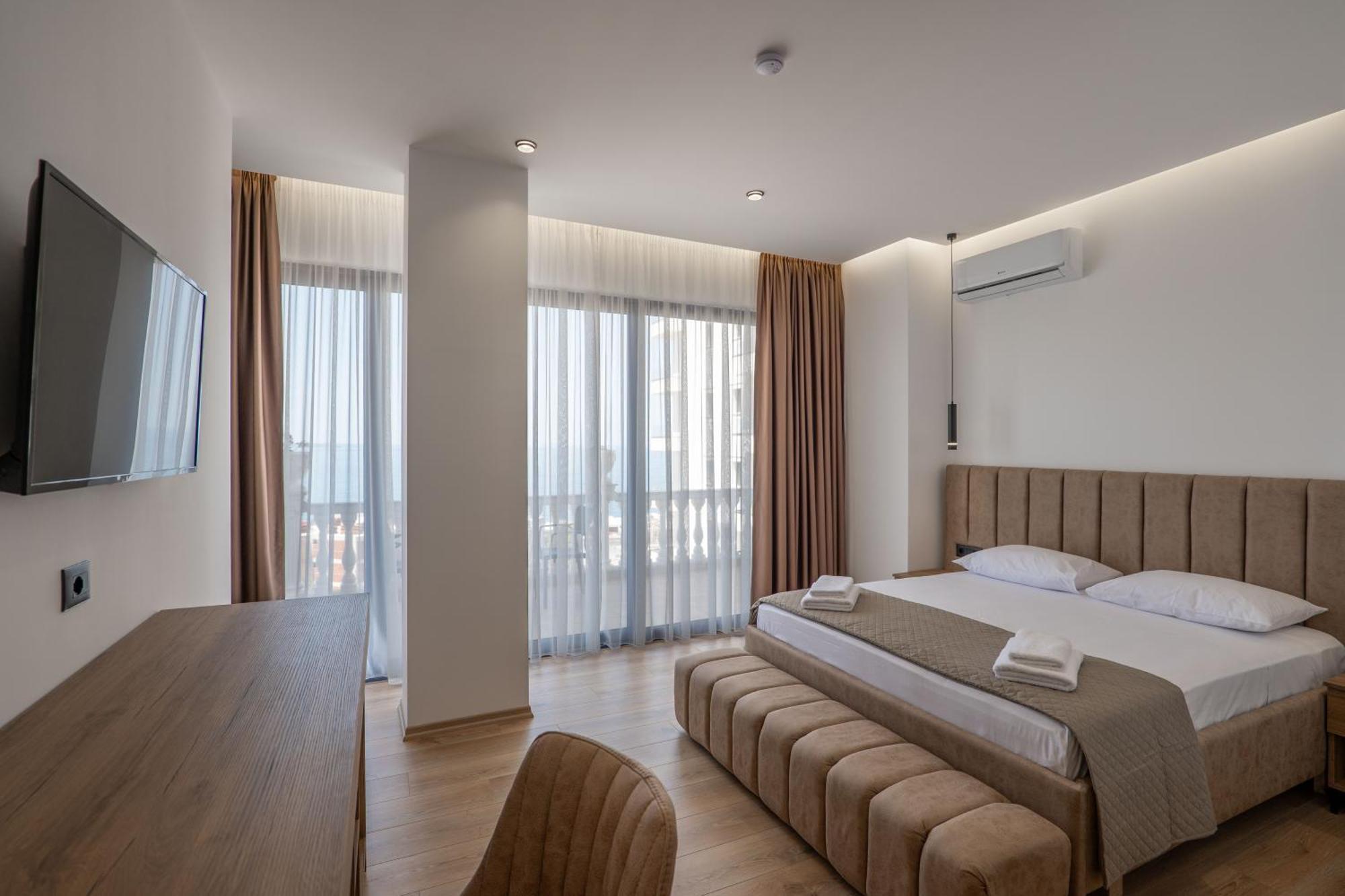 Keos Hotel Sarande Bagian luar foto