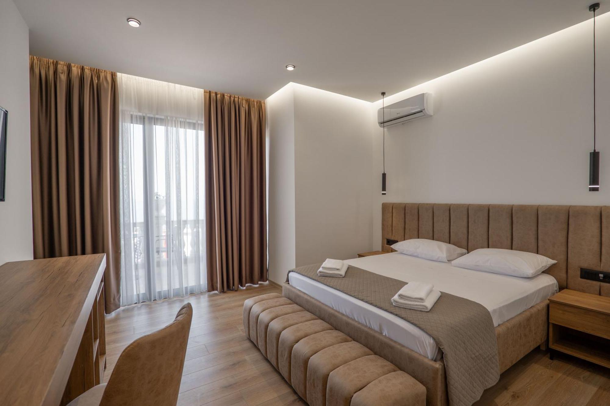 Keos Hotel Sarande Bagian luar foto