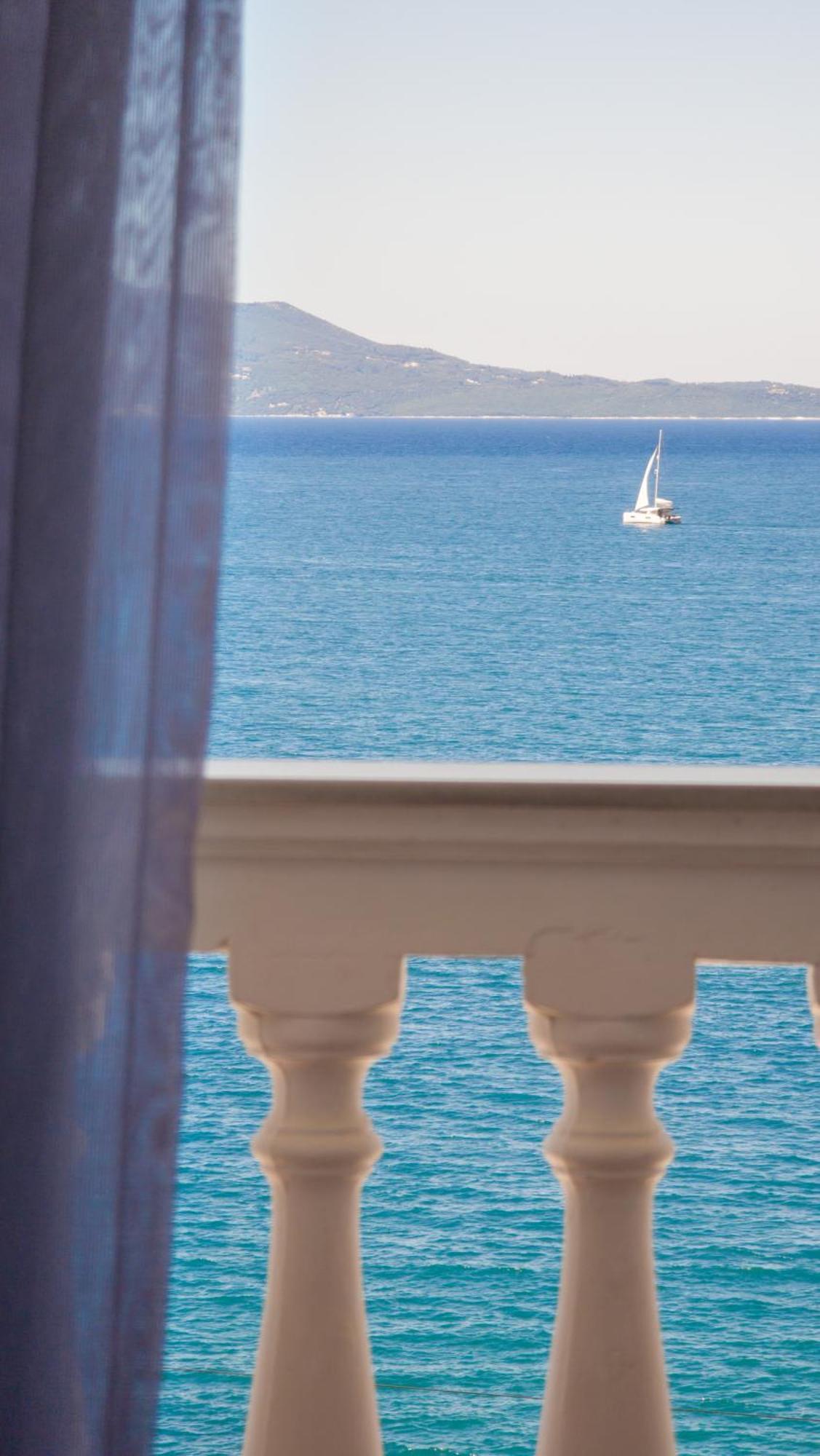 Keos Hotel Sarande Bagian luar foto